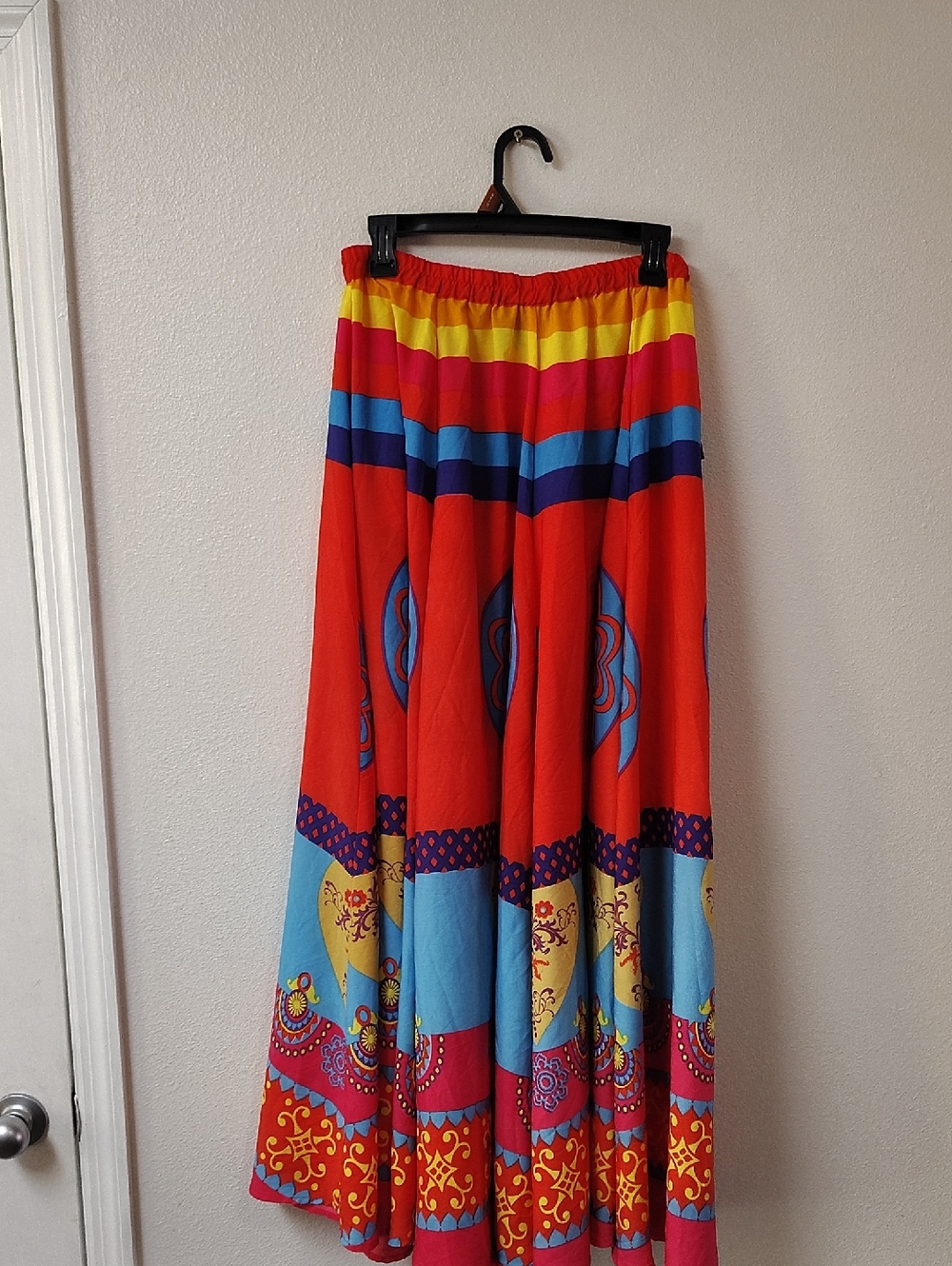 Mix Nouveau New York Boho Multi-Color Maxi Skirt Red Blue‎ Yellow Size M NWT